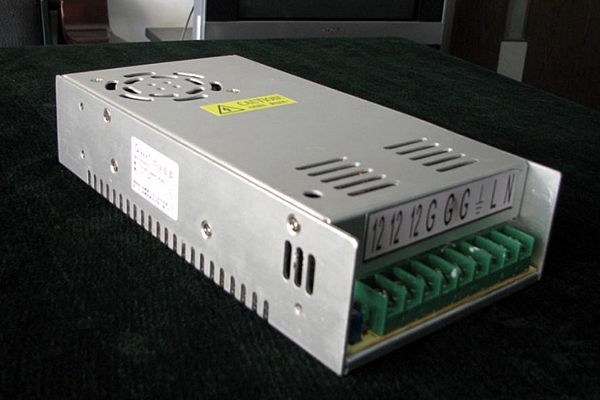 高頻開關(guān)電源的分類